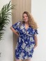 Robe fluide courte "Julia" bleu imprimé feuillage blanc Robe fluide courte "Julia" bleu imprimé feuillage blanc