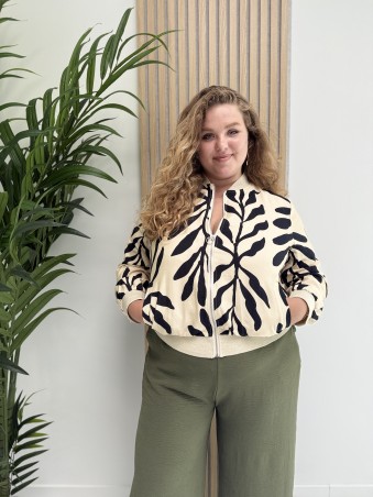 Veste bomber beige "Suzie" avec col et manches pailletés imprimé feuillage