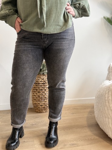 Jeans gris coupe mom fit grande taille du 44 au 54