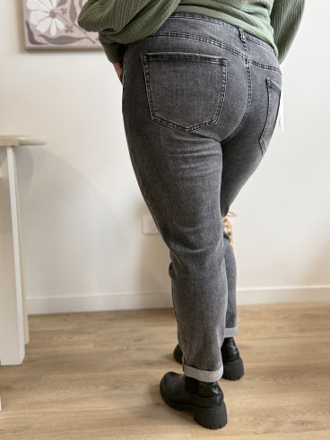 Jeans gris coupe mom fit grande taille du 44 au 54