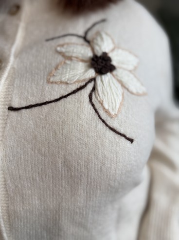 Gilet grandes fleurs Severina beige