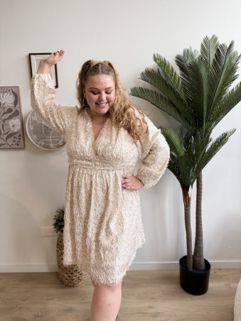 Robe à sequins et doux Astrid beige