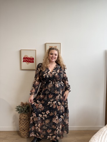 Robe longue noire fleurs et feuillages grande taille