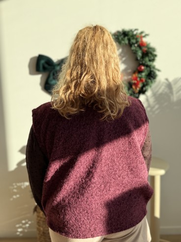 Gilet sans manches broche bordeaux grande taille