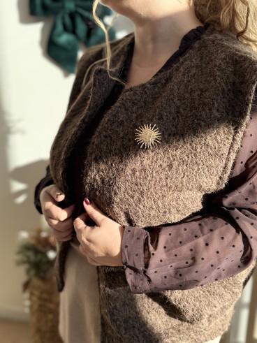 Gilet sans manches broche marron chocolat grande taille