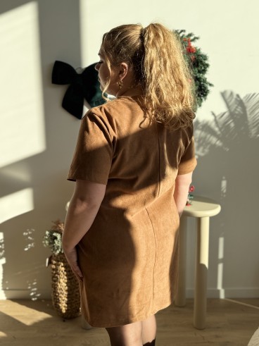 Robe en velours camel foncé grande taille