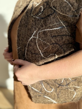 Gilet sans manches abstrait Lucia marron