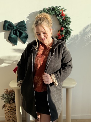 Manteau mi long à capuche revers léopard grande taille noir