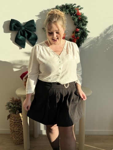 Jupe short plissée avec boucle grande taille noir