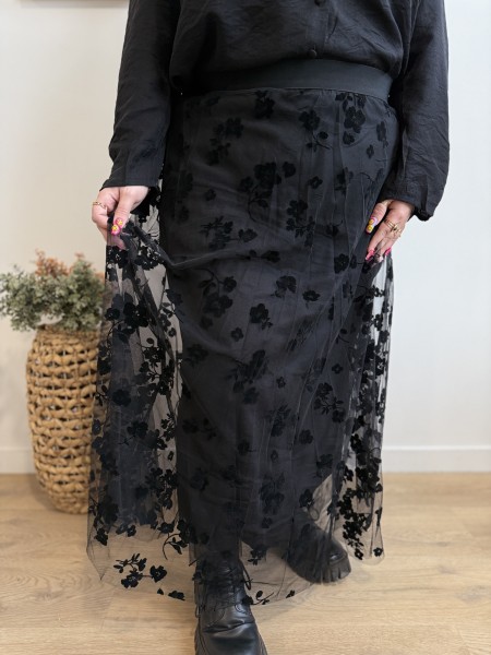 Jupe long tule et broderie fleurs Laure noir grande taille