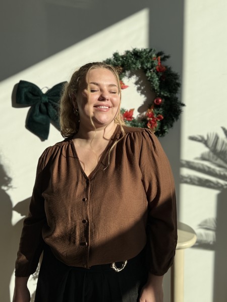 Blouse boutonnée Vicky camel unie grande taille