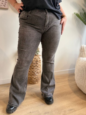 Jeans gris coupe flare grande taille du 42 au 54