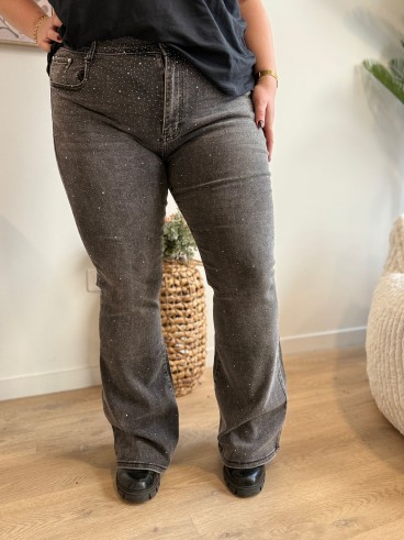 Jeans gris coupe flare grande taille du 42 au 54