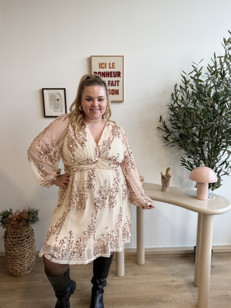 Robe pluie de sequins beige
