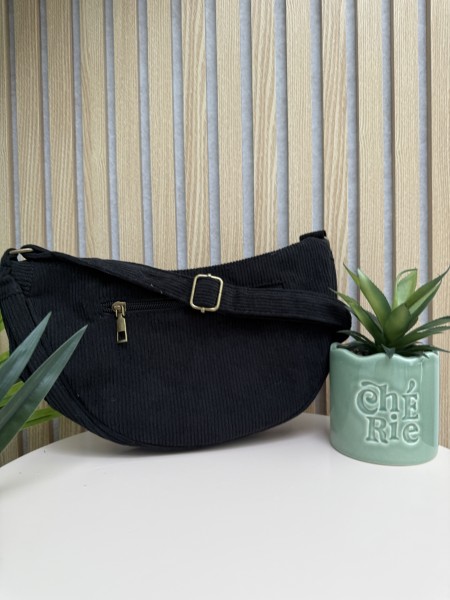 Sac banane demi-lune en velours cotelés noir