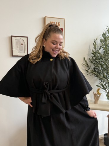 Poncho court Jessica noir