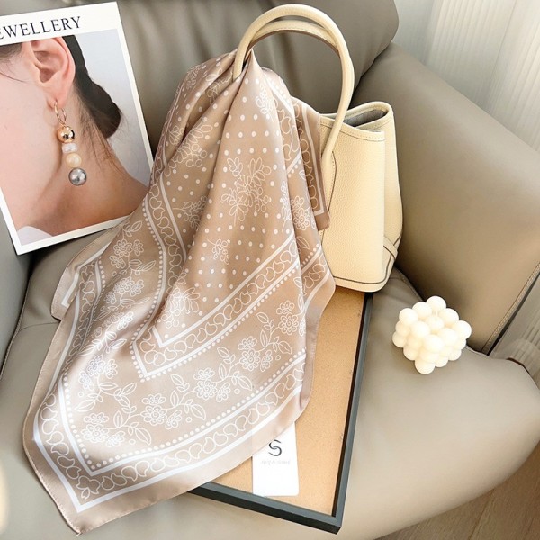 Carré effet soie 70x70cm pois et feuilles beige