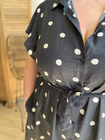 Robe longue chemise à pois noir grande taille