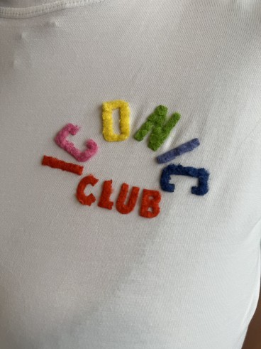 T-Shirt Curvy Broderie Iconic Club Blanc grande taille