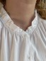 Chemise unie col victorien blanc