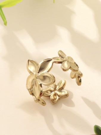 Bague dorée 5 fleurs