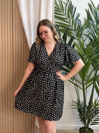 Robe courte fluide à pois noir grande taille