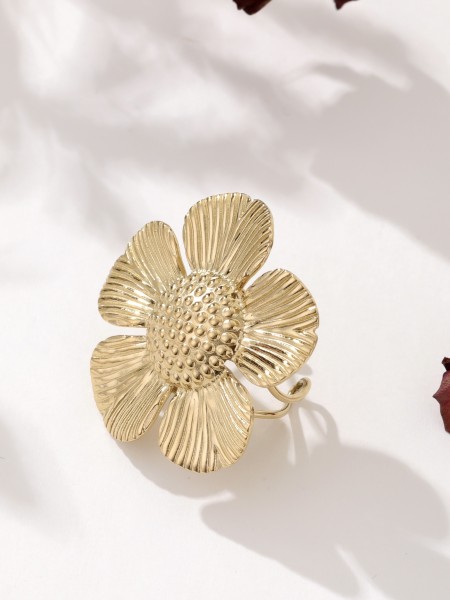 Bague dorée grande fleur