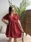 Robe courte fluide à pois rouge Robe courte fluide à pois rouge