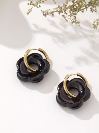 Boucles d'oreilles fleur noire