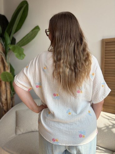 Chemise en gaze de coton fleurs brodées grande taille