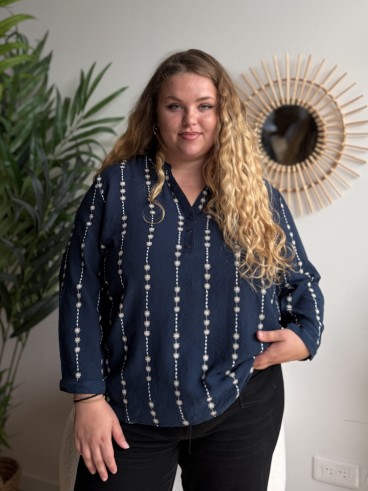 Blouse Agathe à motifs brodés bleu - grande taille