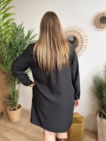 Robe chemise Éléonore col victorien noire - grande taille