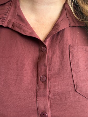 Robe chemise Éléonore col victorien bordeaux