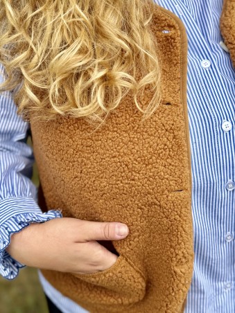 Gilet bouclette sans manches brique marron Suzie