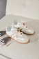 Baskets fleurs tricot beige