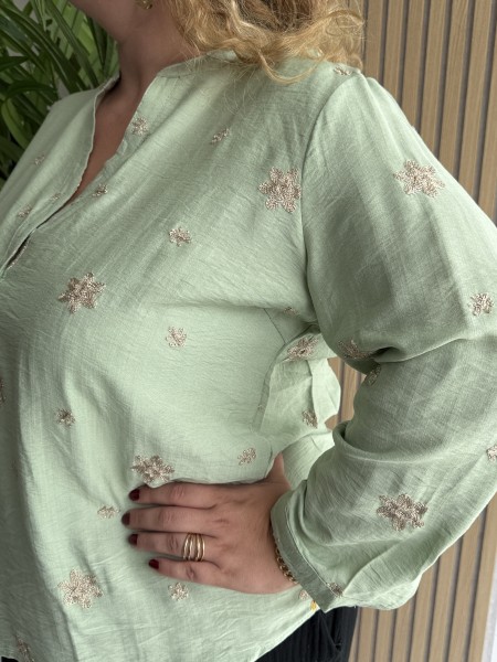 Blouse boutonné fluide broderie fleurs Paloma vert