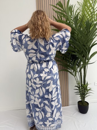 Robe longue "Angèle" imprimé feuillages blancs et fond bleu